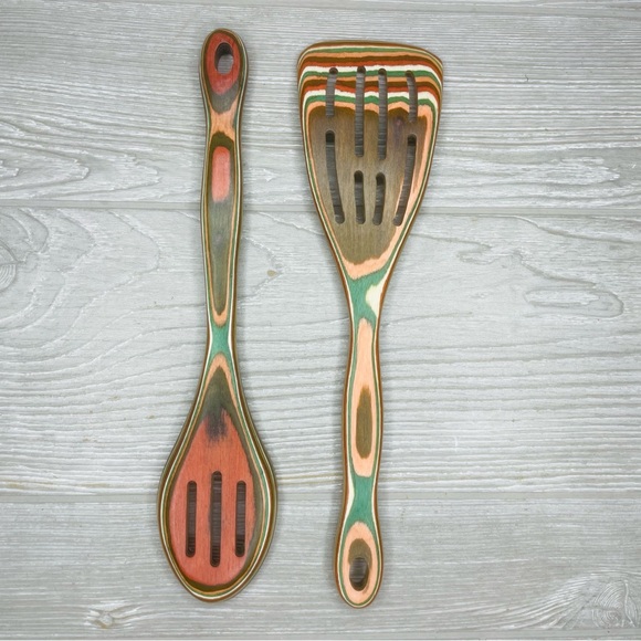 Pakkawood Turner Slotted Turner and Spoon red and green wood kitchen utensils - Picture 7 of 10